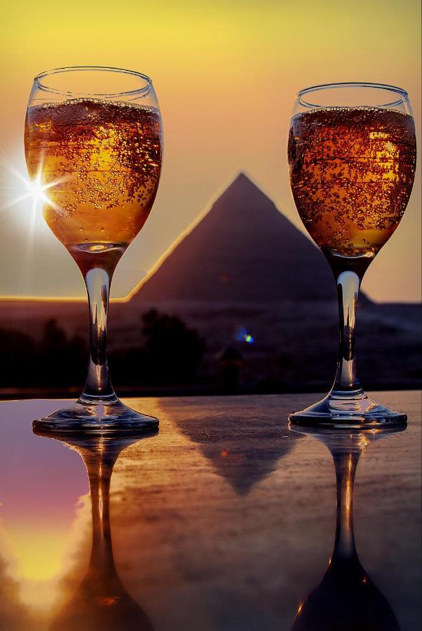 Tut Pyramids View Hotel Kafret el-Gabal Kültér fotó